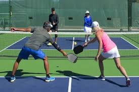 曝曼联向免费锋霸开出合同！其梦想加盟巴萨，阿莫林进欧冠才有戏