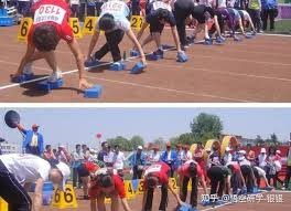 第34分钟，利兹联队击中门柱，卡尔弗特-勒温头球攻门。 来源：utdreport