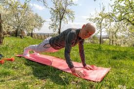 羽联年终总决赛 石宇奇2-0奈良冈功大全胜出线